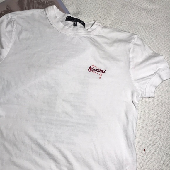 *SOLD* UO FUTURE STATE Gemini tee - Picture 2 of 6